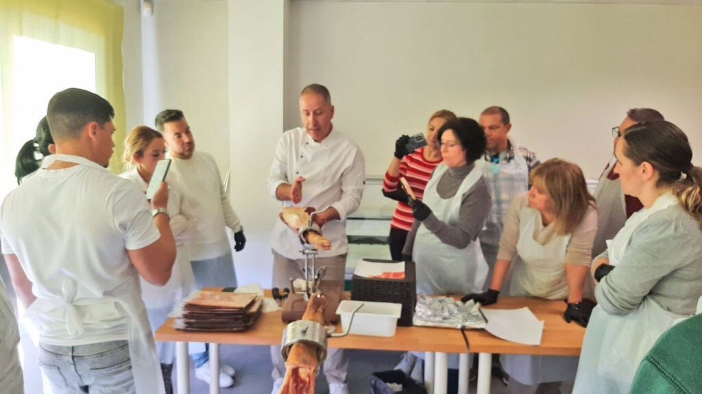 Jornada Formativa Magistral de Corte de Jamón Alsara 1